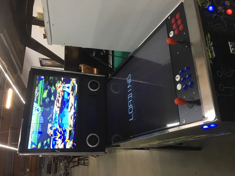 Virtual Pinball w/ arcades 2000 games — view 3