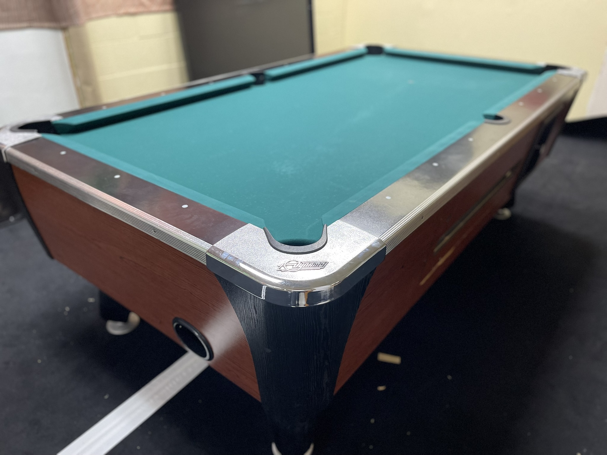 Dynamo Coin-Op Bar Table, pre-owned 7 ft pool table